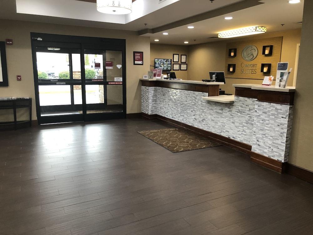 Comfort Suites Johnson City Near University Екстериор снимка